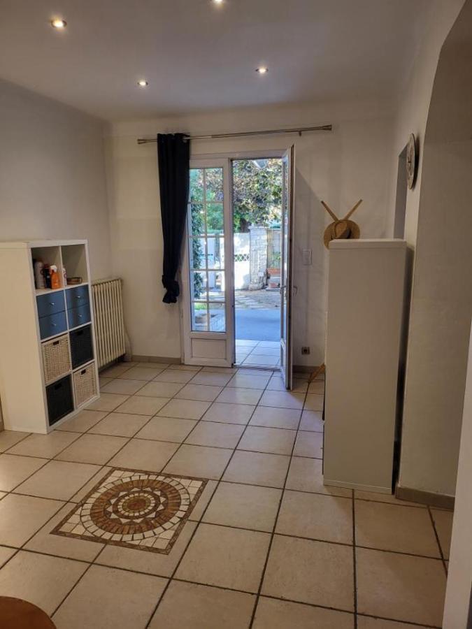 Grande maison avec 5 chambres et jardin Avignon Extérieur photo