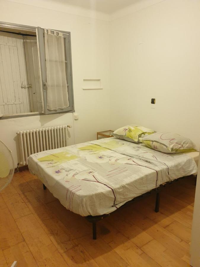Grande maison avec 5 chambres et jardin Avignon Extérieur photo